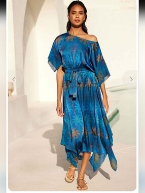 MISA Los Angeles Martina Dress Blue PalmTree Print Handkerchief Hem Small